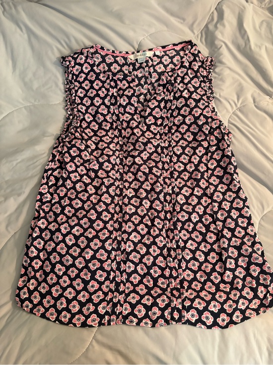 Boden Tops - Boden Clara Pintuck Sleeveless Blouse US 6 Floral Print Feminine Key Hole
